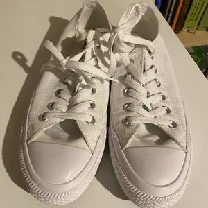 Converse white size 7